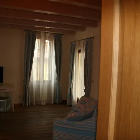 La Conchiglia Bed and Breakfast Γκάρντα